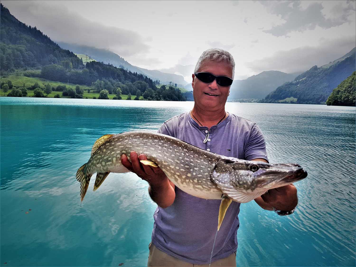 28.08.2021 Schürmann Denis Hecht 87 cm 3.7kg