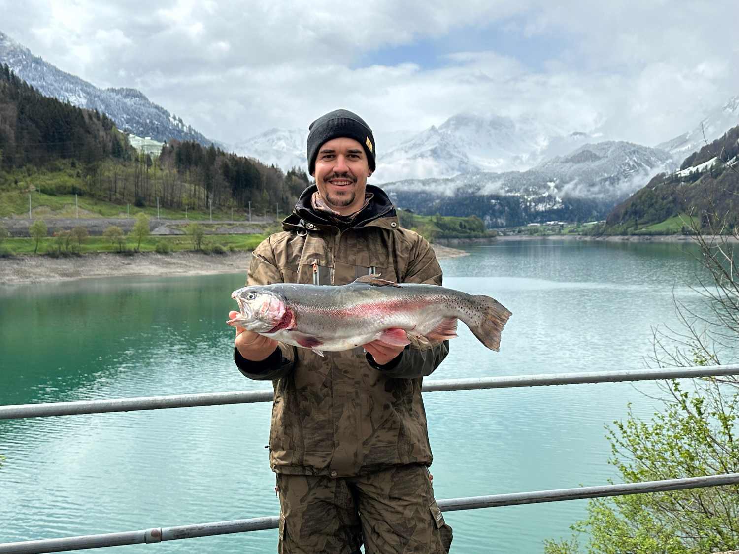 21.04.2024 Roman Ackermann Regenbogenforelle 64cm 3.59
