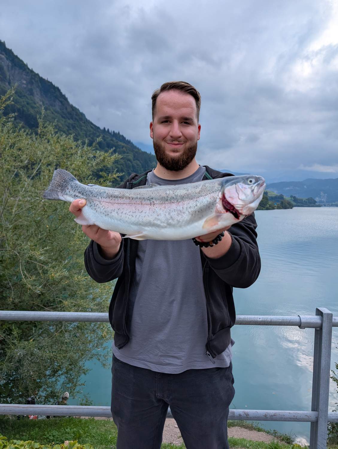 21.09.2025 Kevin Hunziker Regenbogenforelle 50 cm 1.56kg