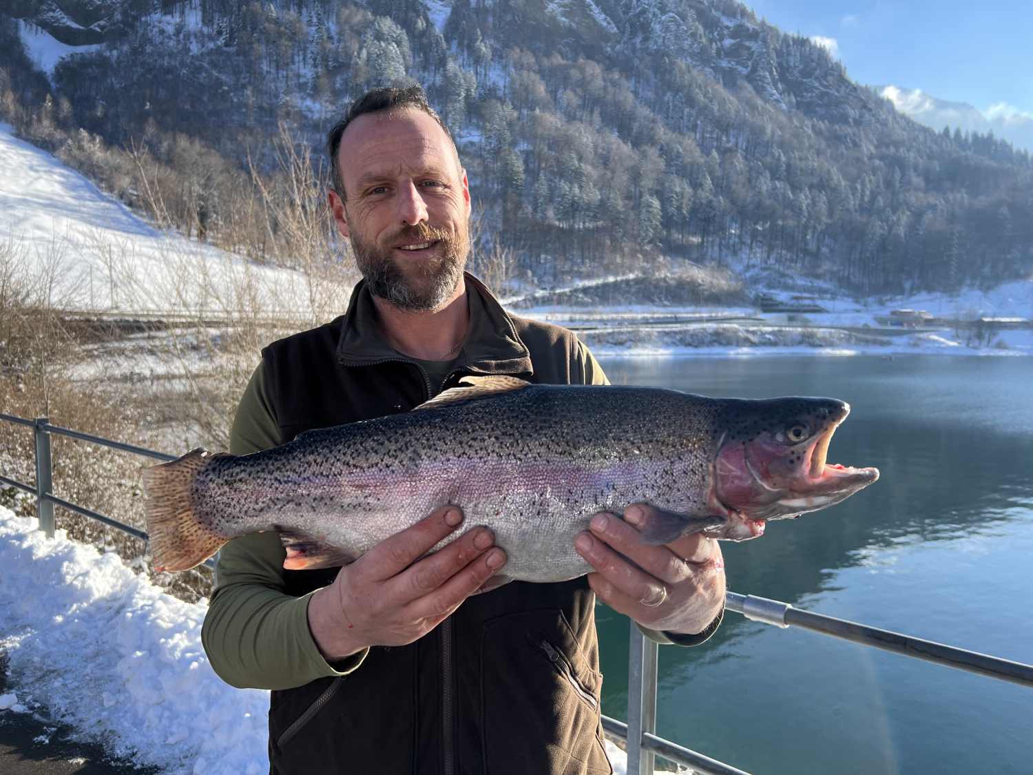 04.01.2026 Gianni Ramundo Regenbogenforelle 64cm 2.96kg