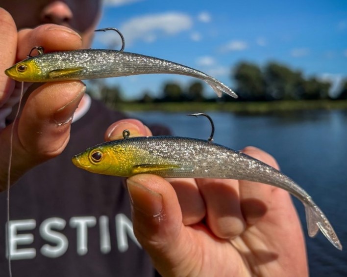 Westin Twitchteez R2F