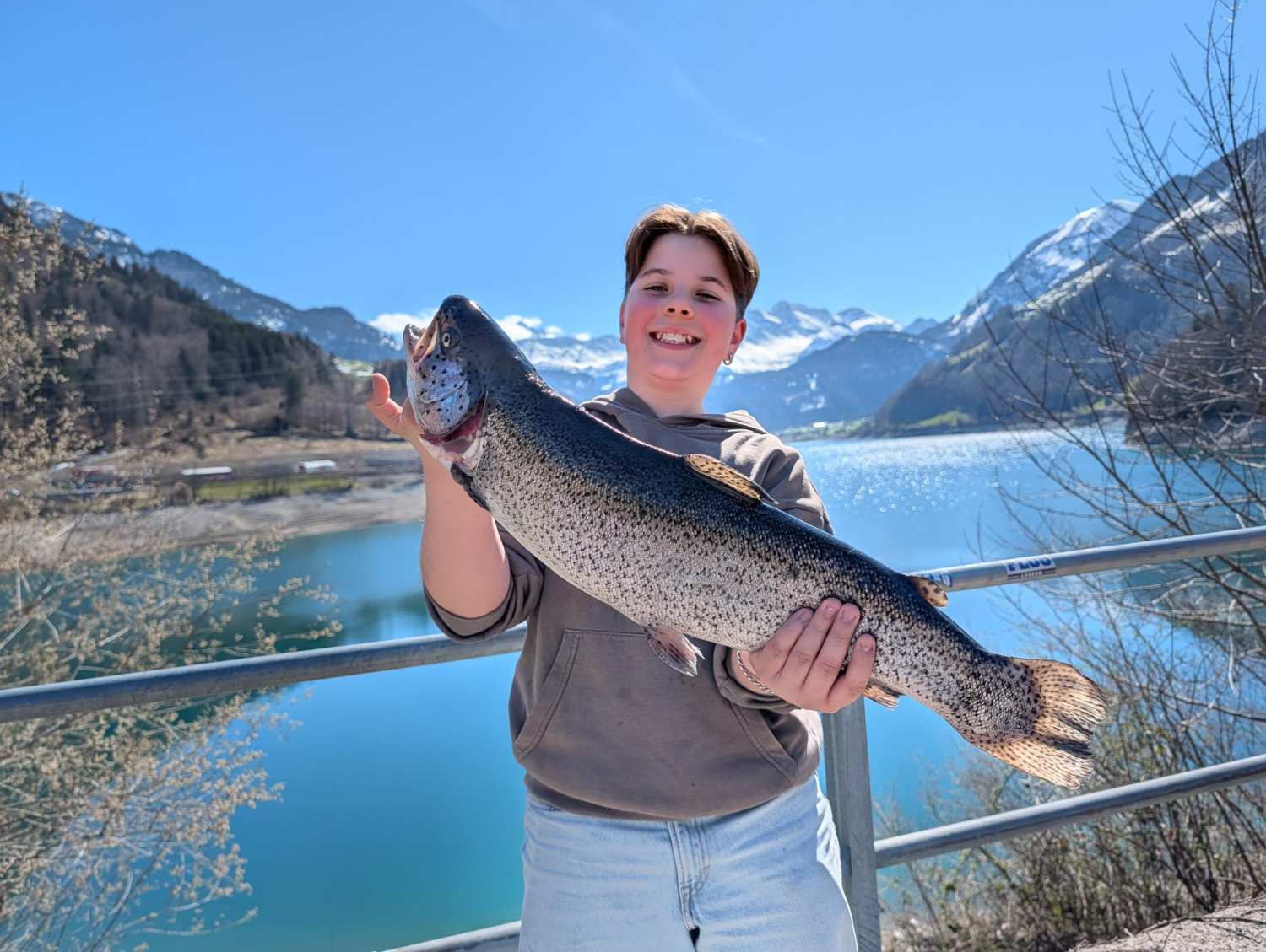 04.04.2026 Jordi Eichenberger Regenbogenforelle 60cm 3kg