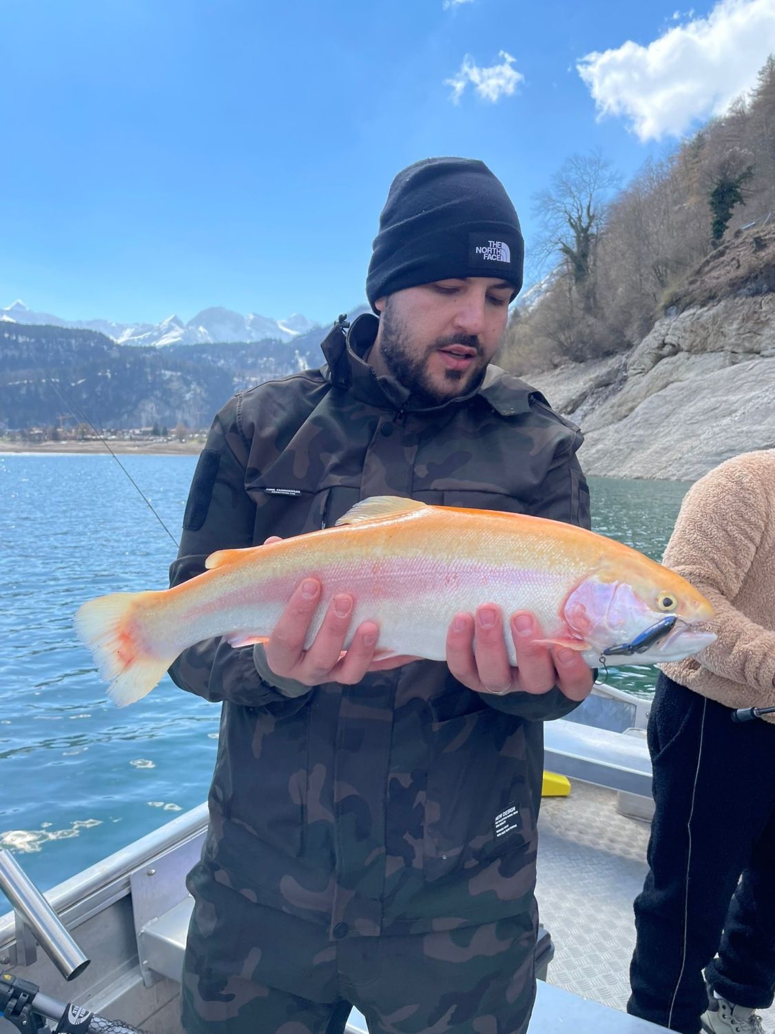 03.04.2026 Adem Dzaferi Goldforelle 56cm